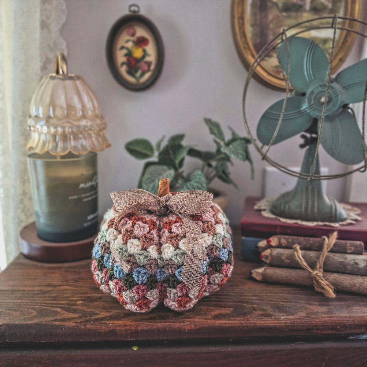 GRANNY SQUARE PUMPKIN
