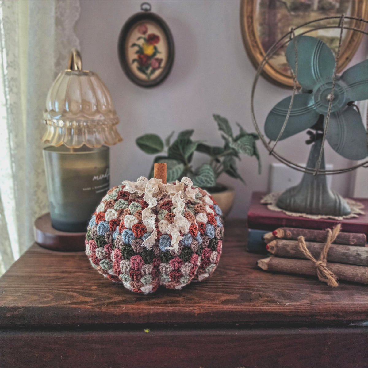 GRANNY SQUARE PUMPKIN