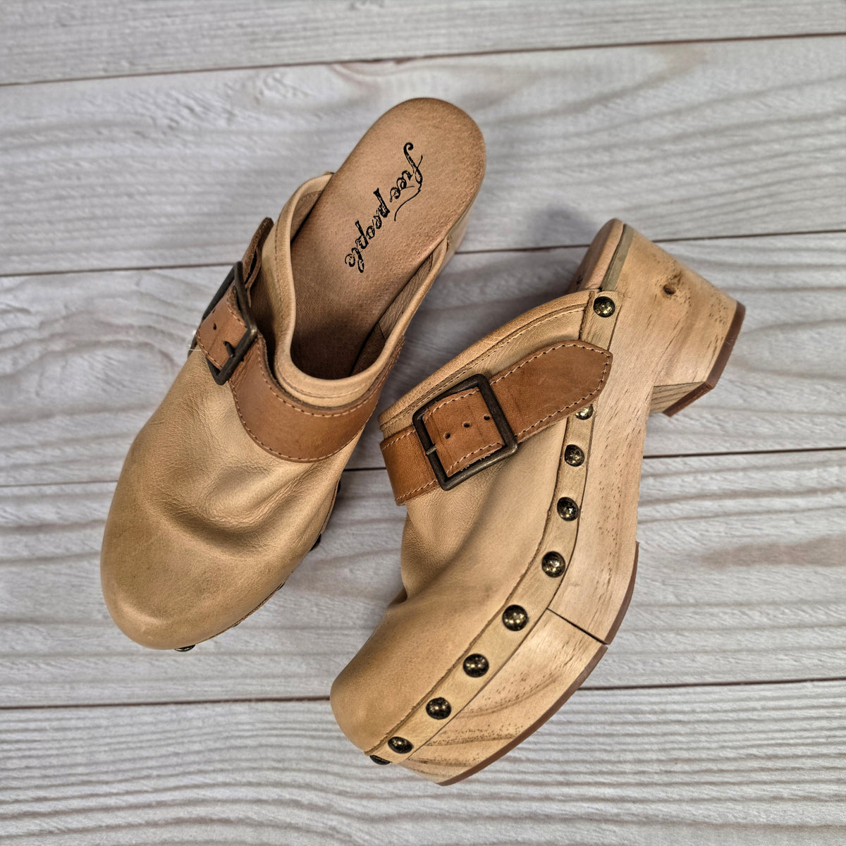FREE PEOPLE WOOD CLOG