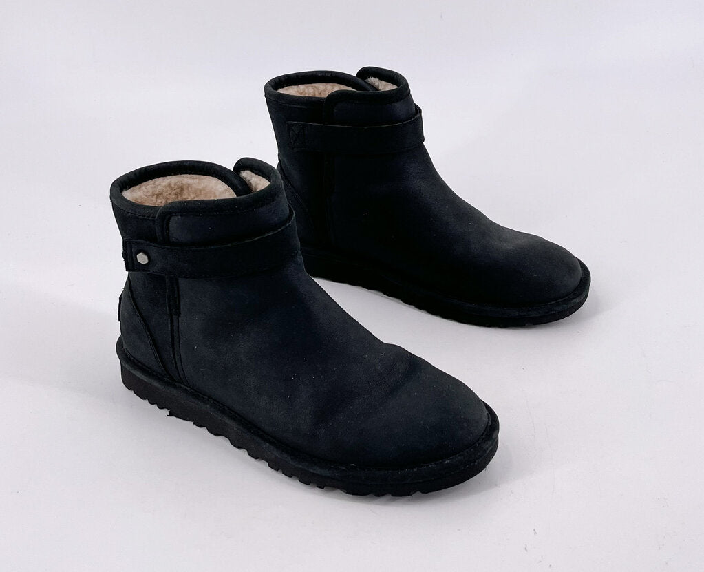 UGG BLK 6