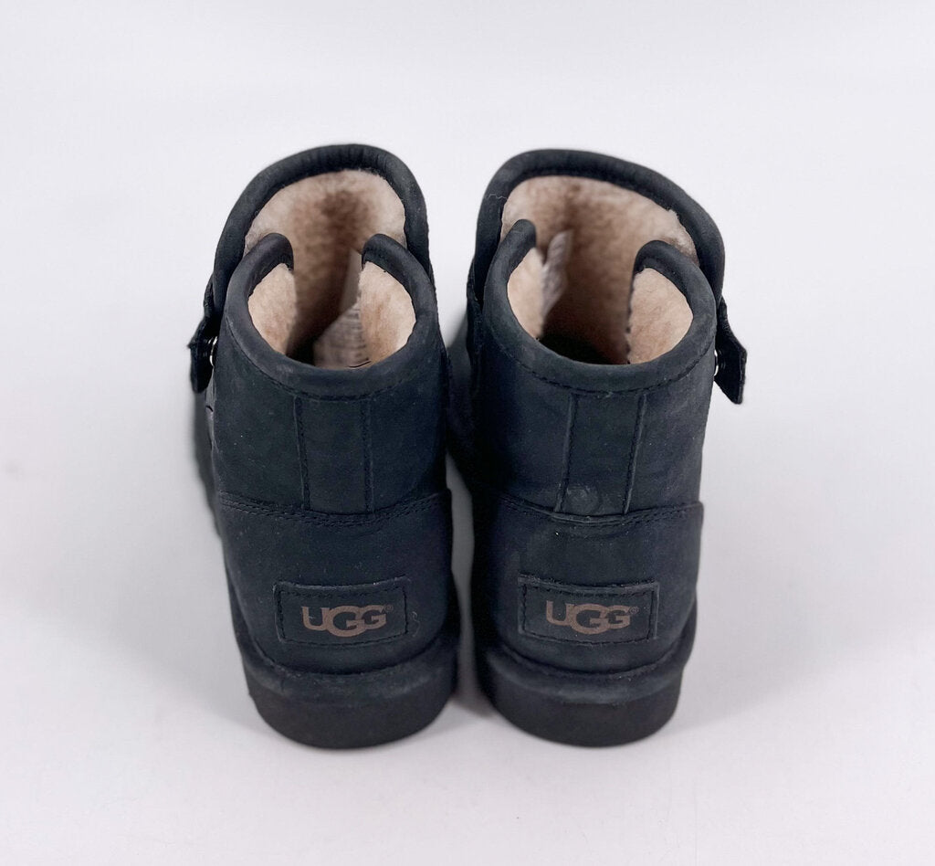 UGG BLK 6