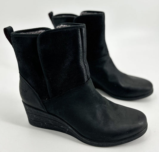 UGG BLK 12